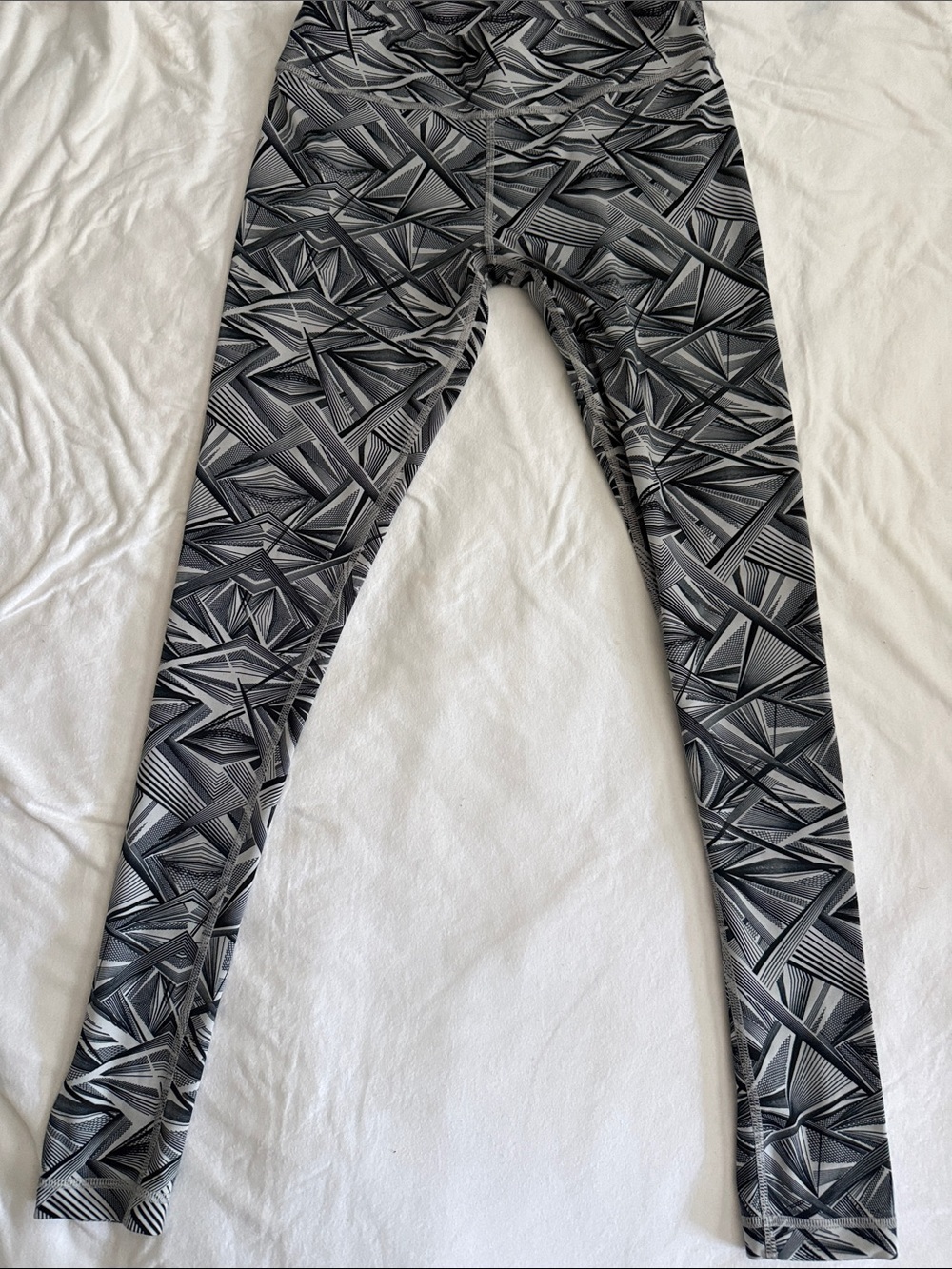 Zumba Fitness Black & Gray Geometric Leggings